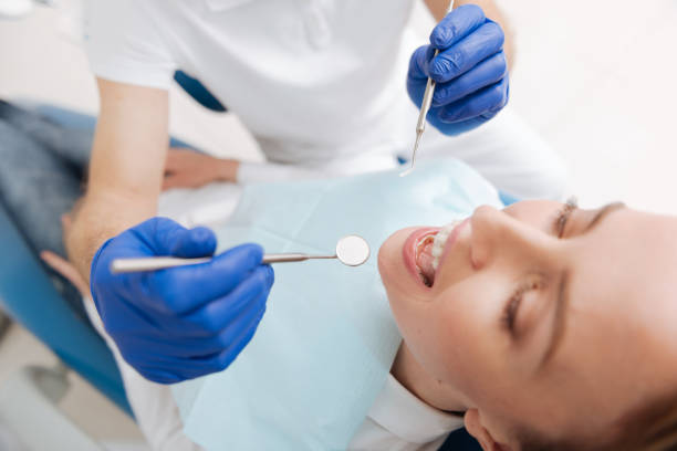 Best Tooth Extraction  in Holly Hill, FL